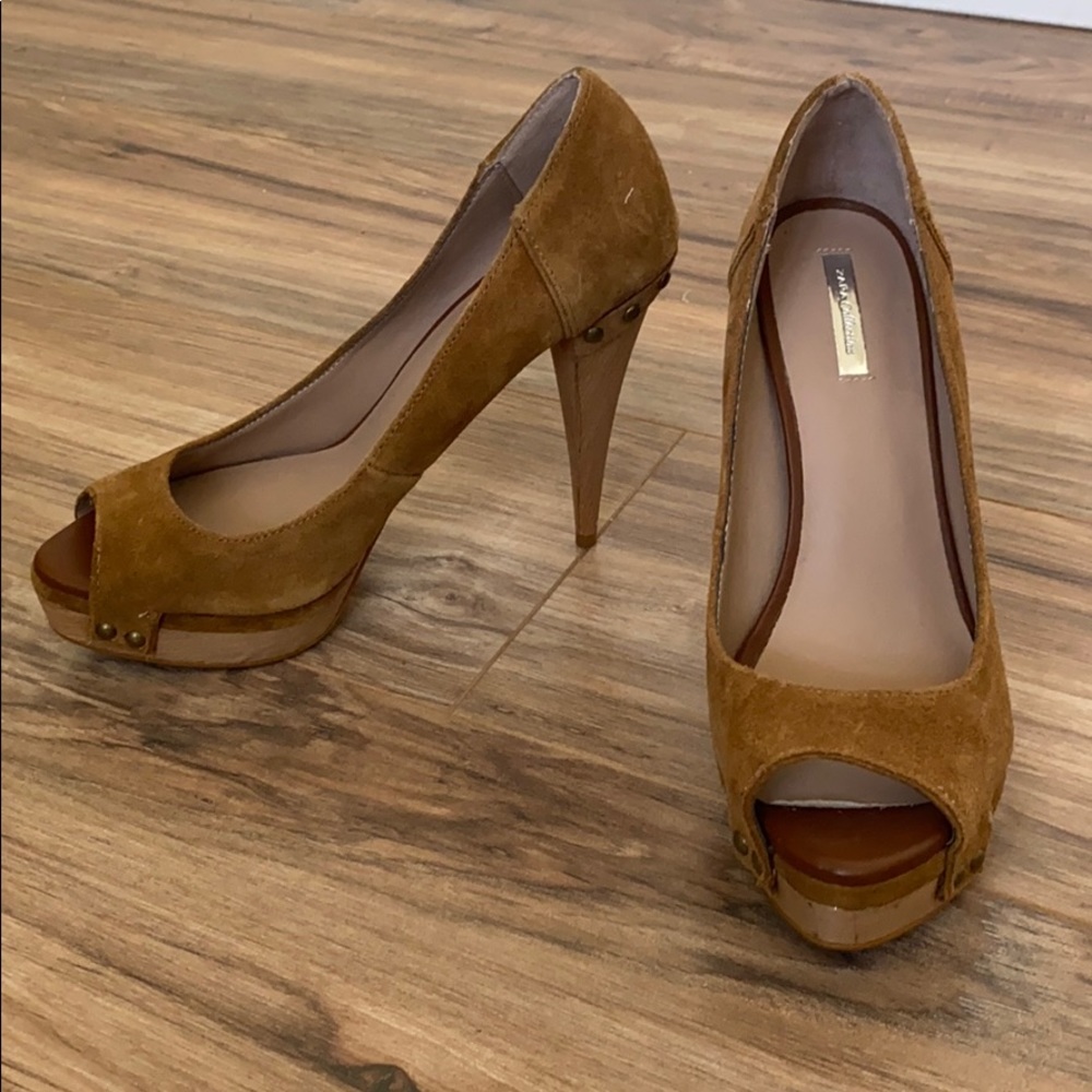 Zara suede pumps
